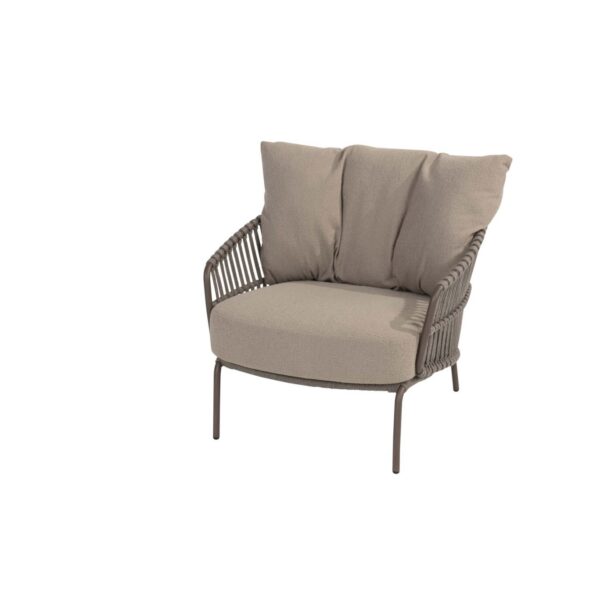 4SO_ Capalbio living chair with 2 cushions 01-min