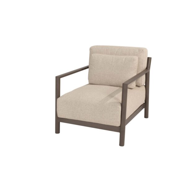4SO_ Capresi living chair with 3 cushions 01-min